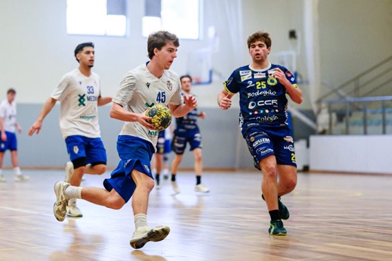 Feirense Andebol vence Póvoa AC em jogo do Campeonato Nacional