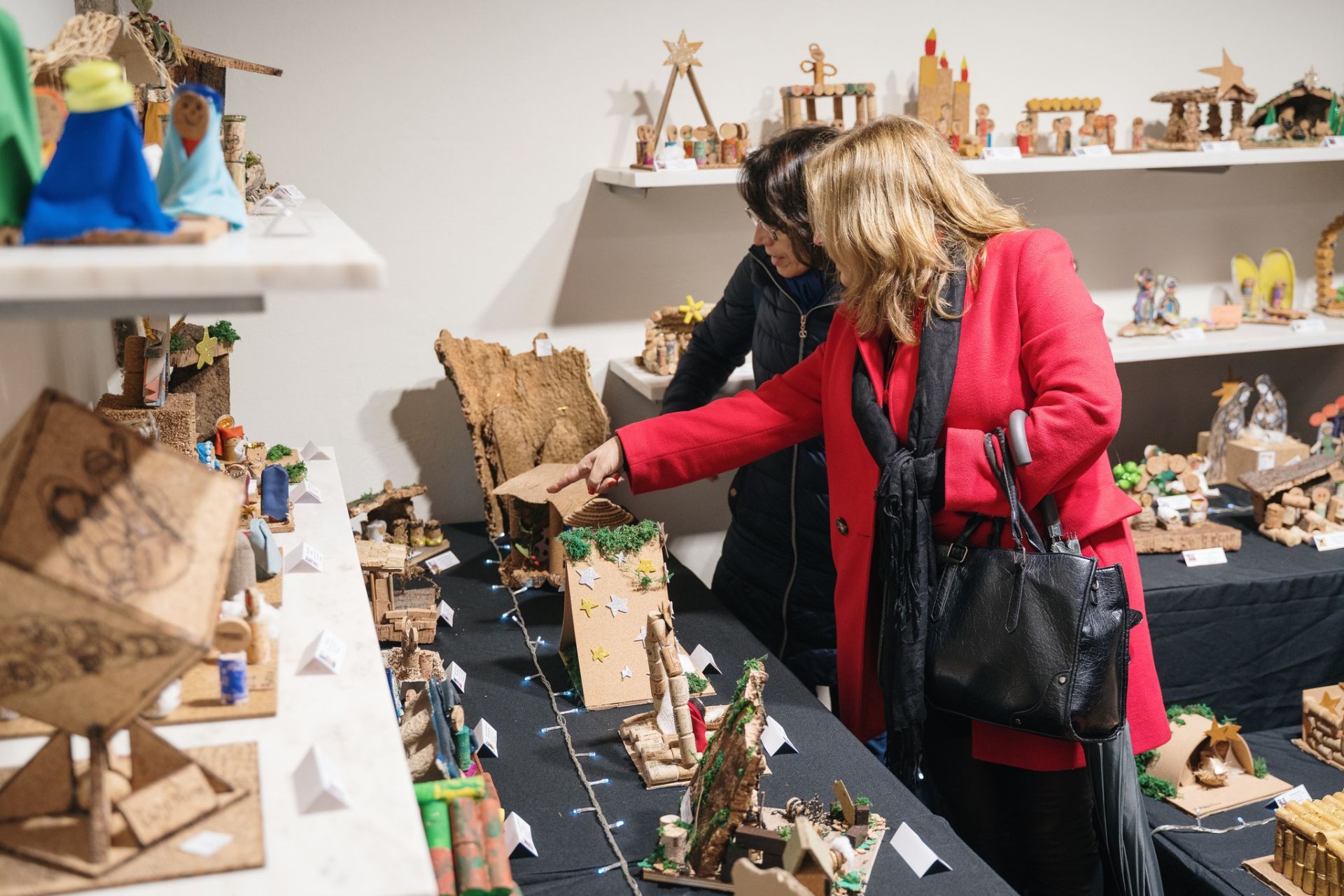 Alunos, professores e educadores criam presépios originais